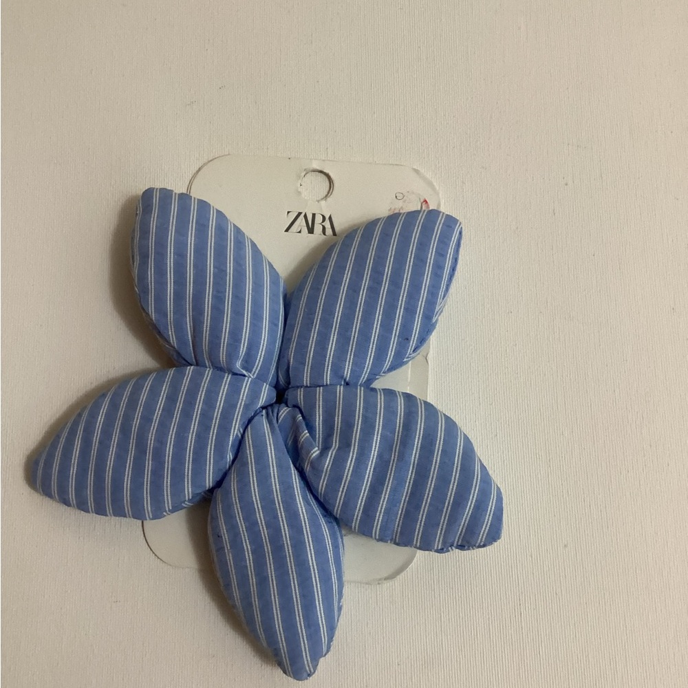 Zara Blue and White Striped Floral Accessory